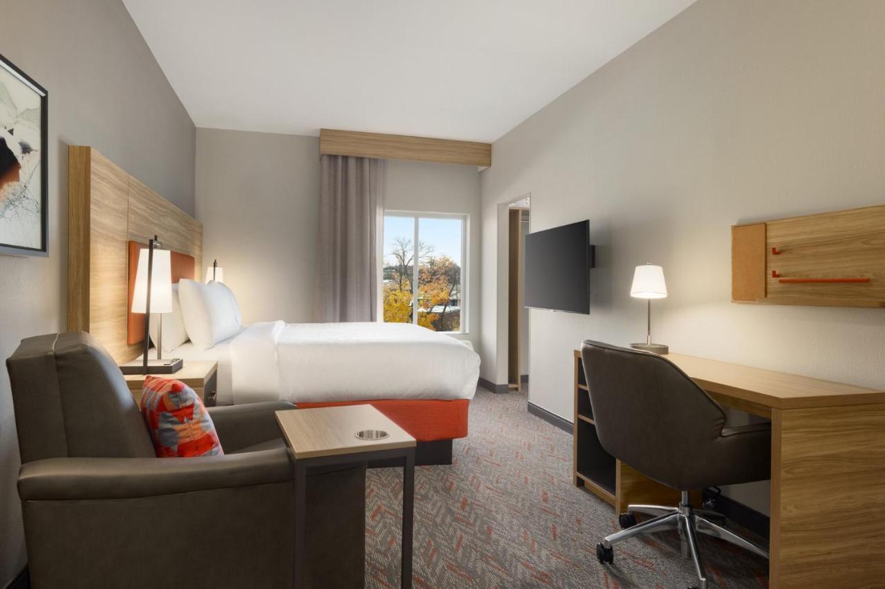 Candlewood Suites Deer Park By Ihg Екстериор снимка