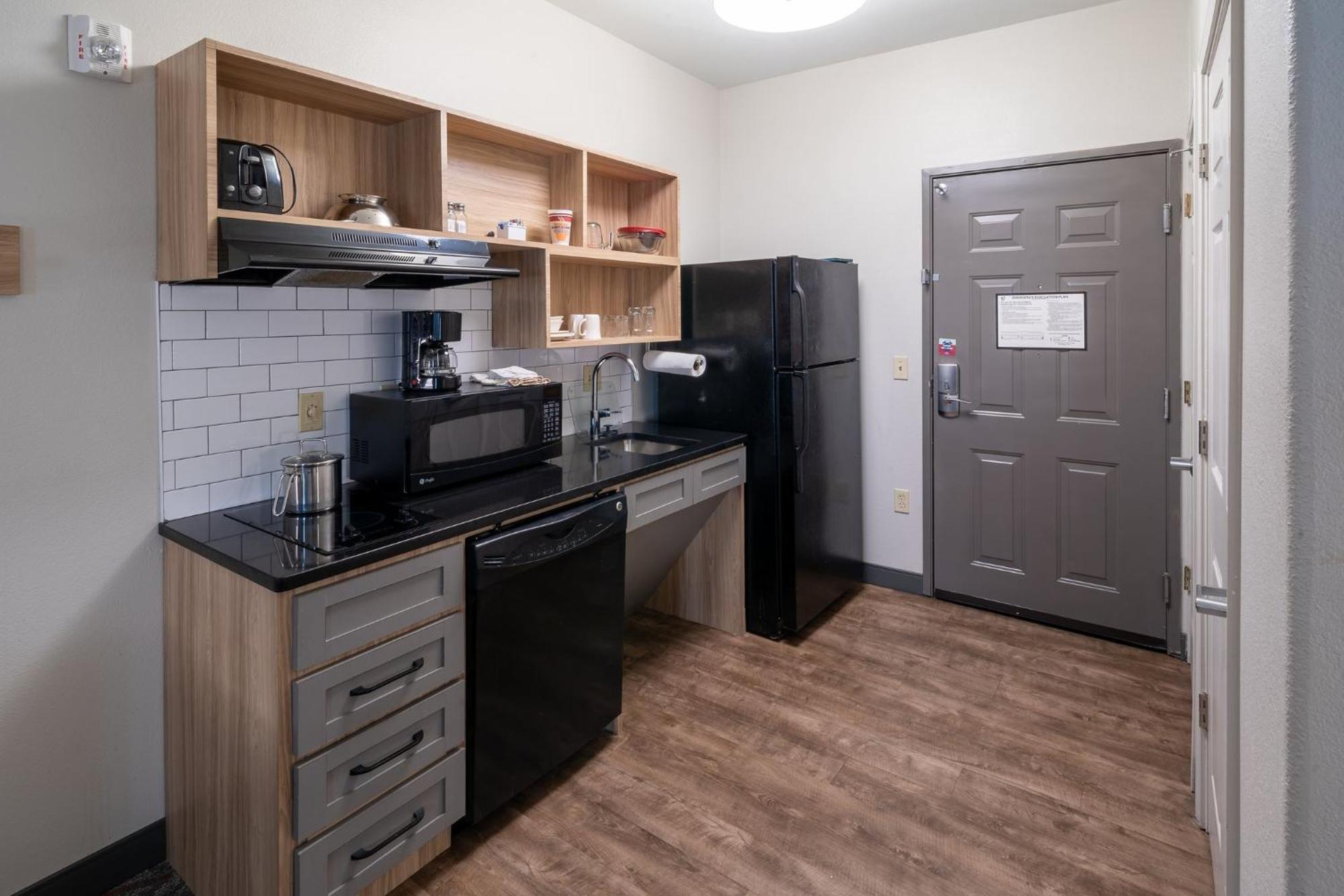 Candlewood Suites Deer Park By Ihg Екстериор снимка