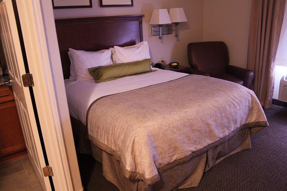 Candlewood Suites Deer Park By Ihg Екстериор снимка